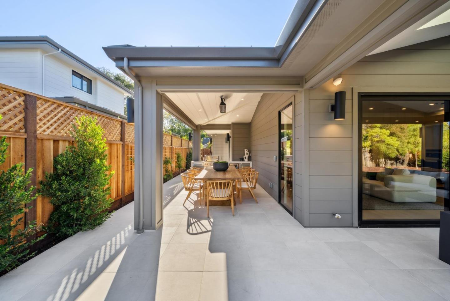 Detail Gallery Image 69 of 86 For 589 Cherry Ave, Los Altos,  CA 94022 - 5 Beds | 5/1 Baths