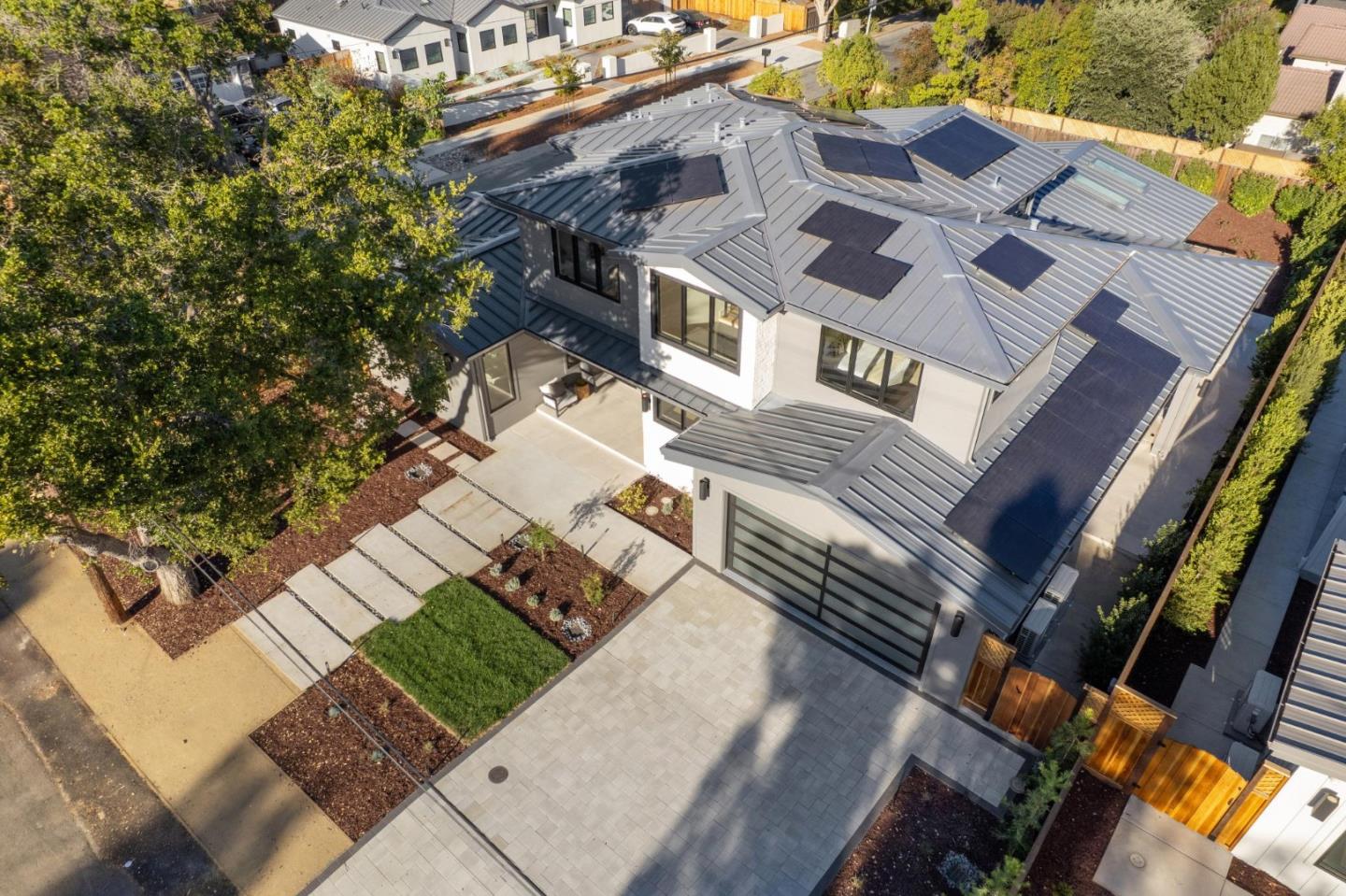 Detail Gallery Image 83 of 86 For 589 Cherry Ave, Los Altos,  CA 94022 - 5 Beds | 5/1 Baths