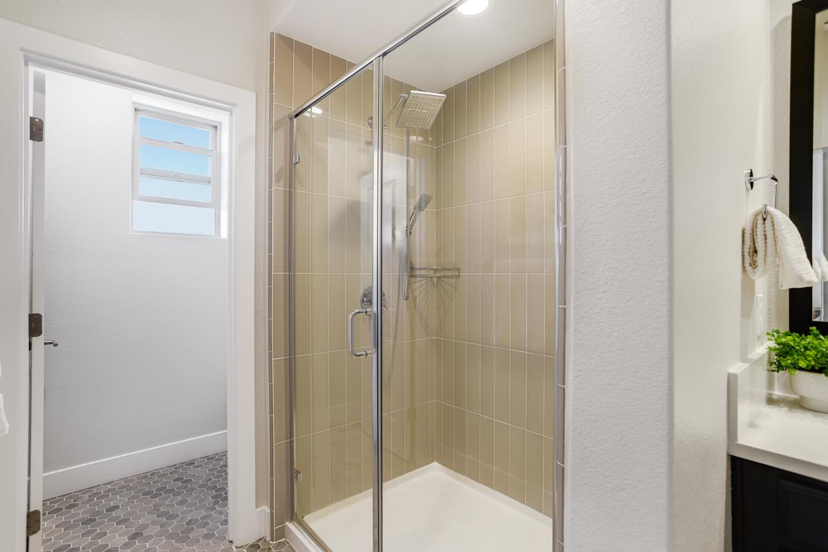 Detail Gallery Image 21 of 28 For 1777 Hazelnut Ln, Milpitas,  CA 95035 - 3 Beds | 3/1 Baths