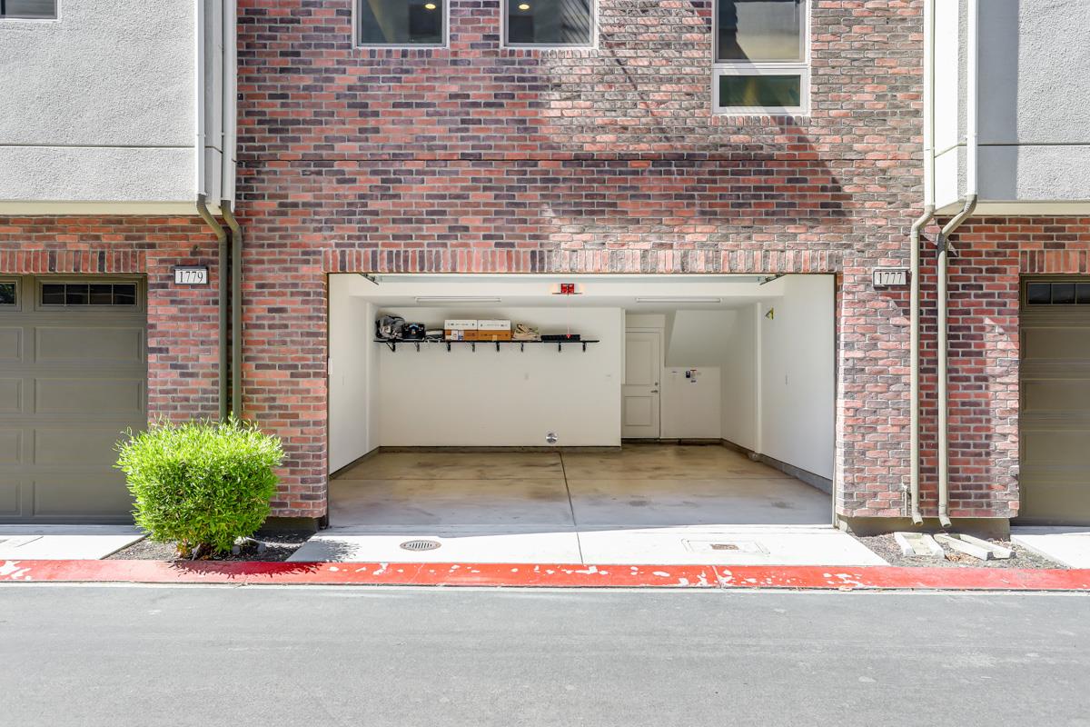 Detail Gallery Image 24 of 28 For 1777 Hazelnut Ln, Milpitas,  CA 95035 - 3 Beds | 3/1 Baths