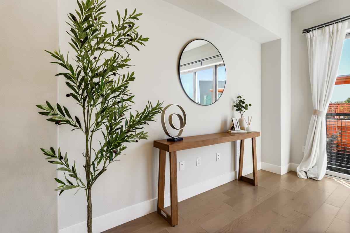 Detail Gallery Image 5 of 28 For 1777 Hazelnut Ln, Milpitas,  CA 95035 - 3 Beds | 3/1 Baths