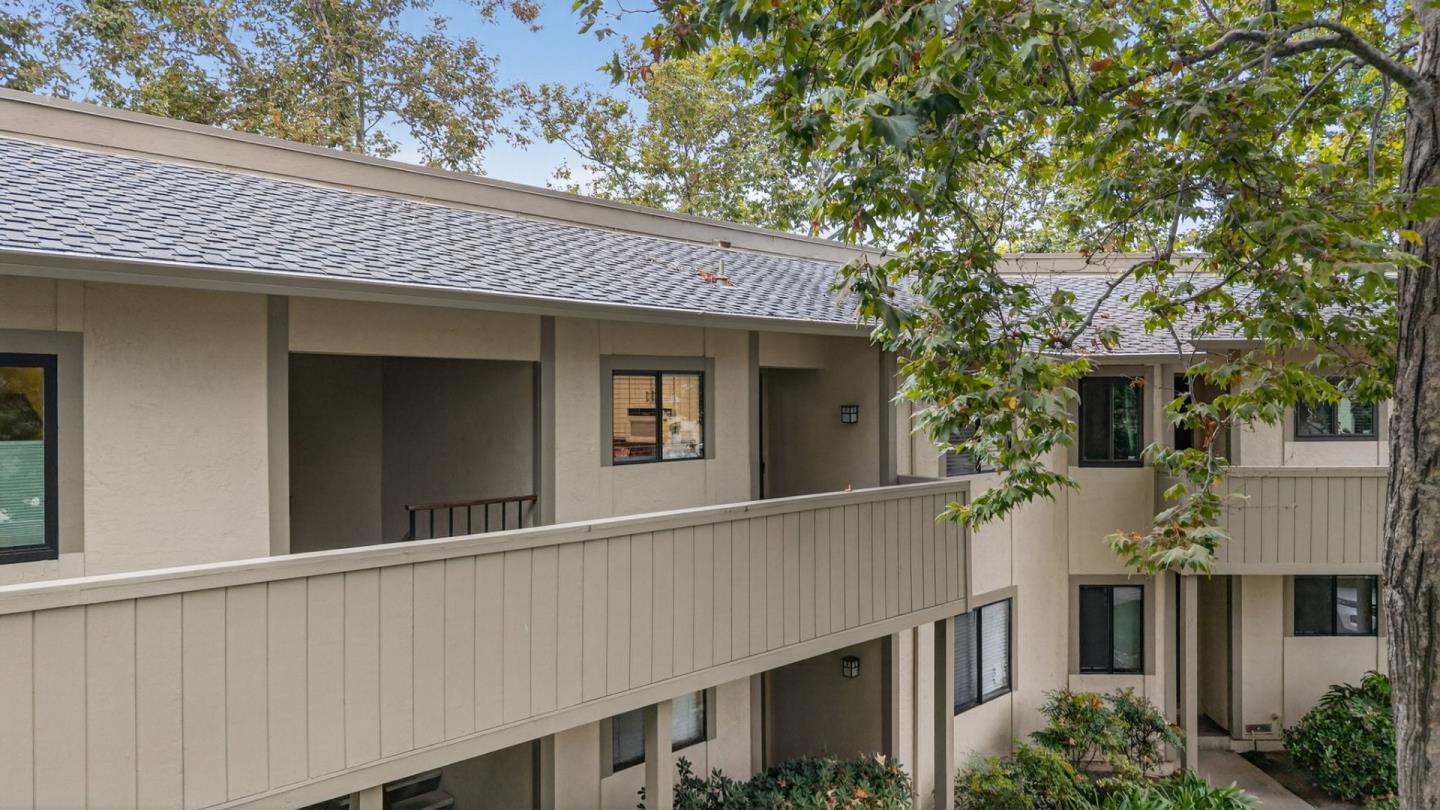 Detail Gallery Image 3 of 27 For 1048 N Abbott Ave, Milpitas,  CA 95035 - 2 Beds | 1 Baths