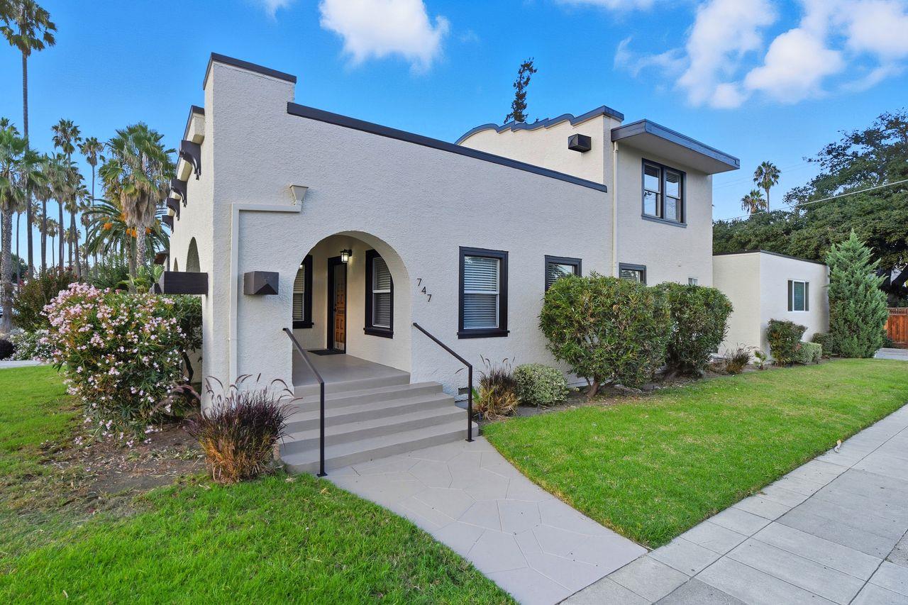 Detail Gallery Image 12 of 27 For 747 Coe Ave, San Jose,  CA 95125 - 4 Beds | 3 Baths