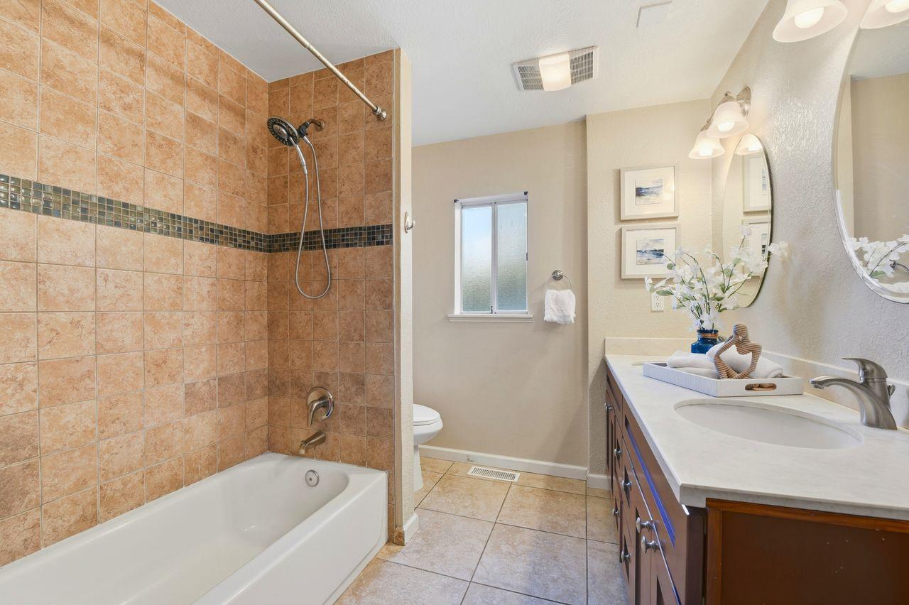 Detail Gallery Image 17 of 27 For 747 Coe Ave, San Jose,  CA 95125 - 4 Beds | 3 Baths