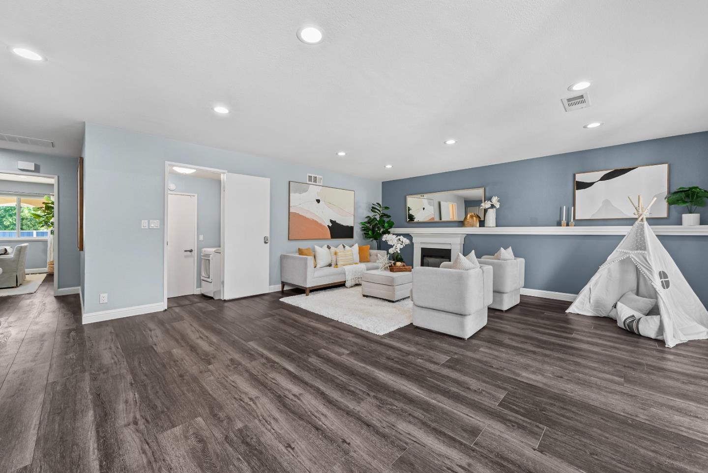 Detail Gallery Image 10 of 46 For 1049 Branbury Way, San Jose,  CA 95133 - 4 Beds | 2 Baths