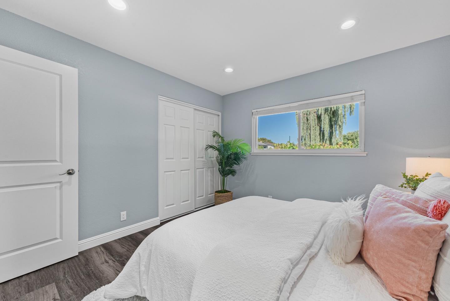 Detail Gallery Image 18 of 46 For 1049 Branbury Way, San Jose,  CA 95133 - 4 Beds | 2 Baths