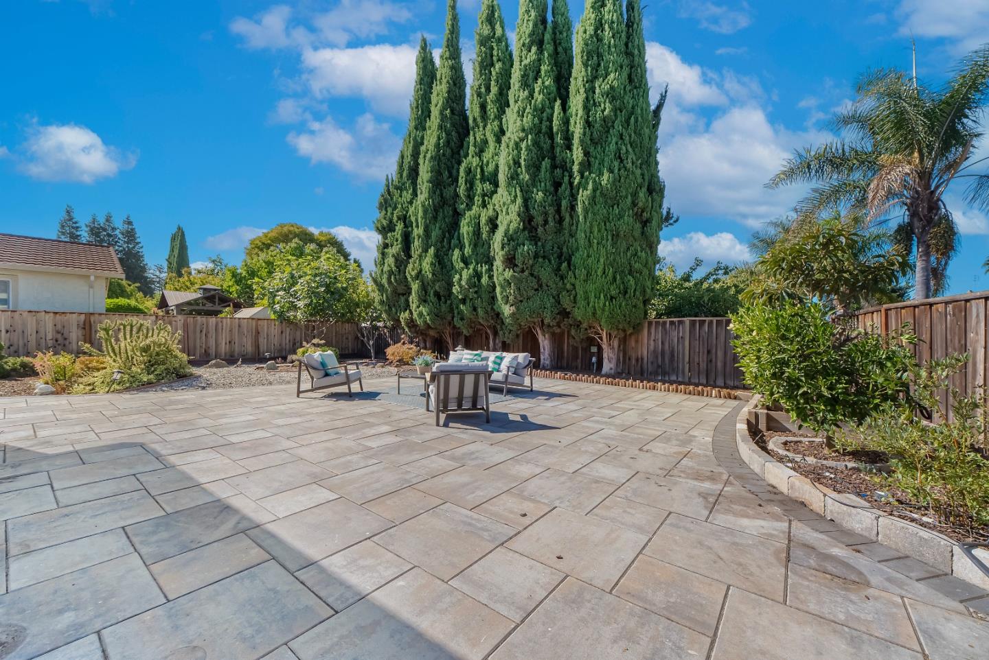 Detail Gallery Image 31 of 46 For 1049 Branbury Way, San Jose,  CA 95133 - 4 Beds | 2 Baths