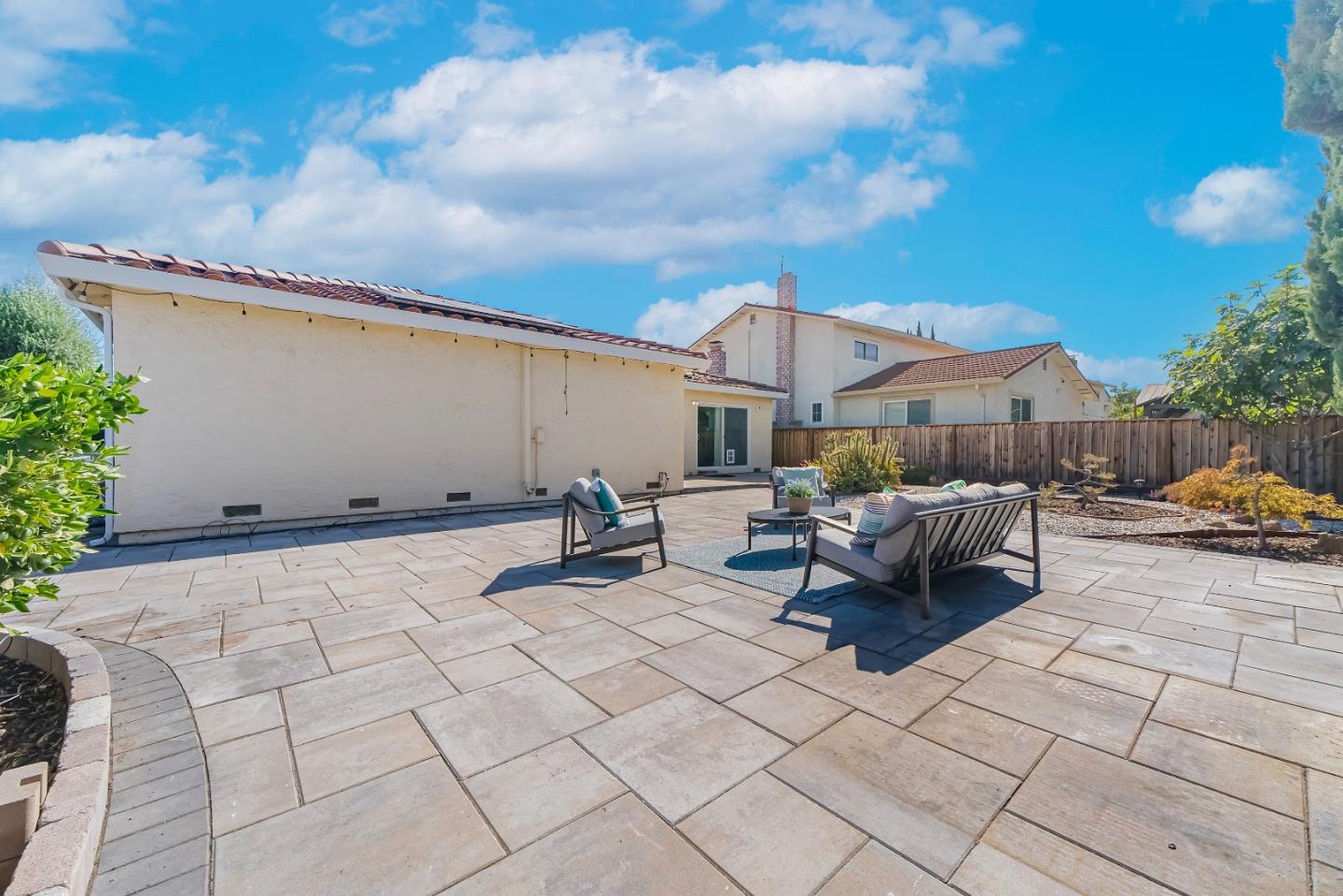 Detail Gallery Image 34 of 46 For 1049 Branbury Way, San Jose,  CA 95133 - 4 Beds | 2 Baths