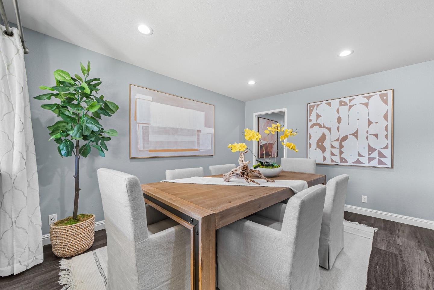 Detail Gallery Image 6 of 46 For 1049 Branbury Way, San Jose,  CA 95133 - 4 Beds | 2 Baths