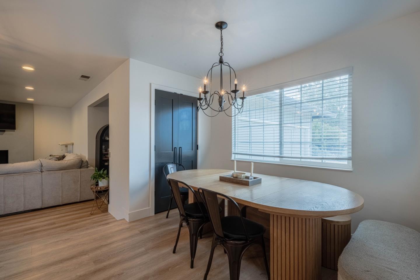 Detail Gallery Image 12 of 44 For 17045 Nina Ct, Salinas,  CA 93908 - 3 Beds | 2 Baths