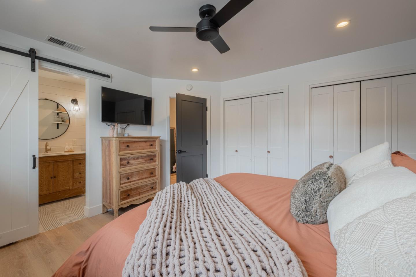 Detail Gallery Image 23 of 44 For 17045 Nina Ct, Salinas,  CA 93908 - 3 Beds | 2 Baths