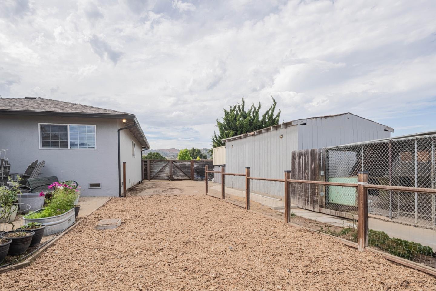 Detail Gallery Image 42 of 44 For 17045 Nina Ct, Salinas,  CA 93908 - 3 Beds | 2 Baths