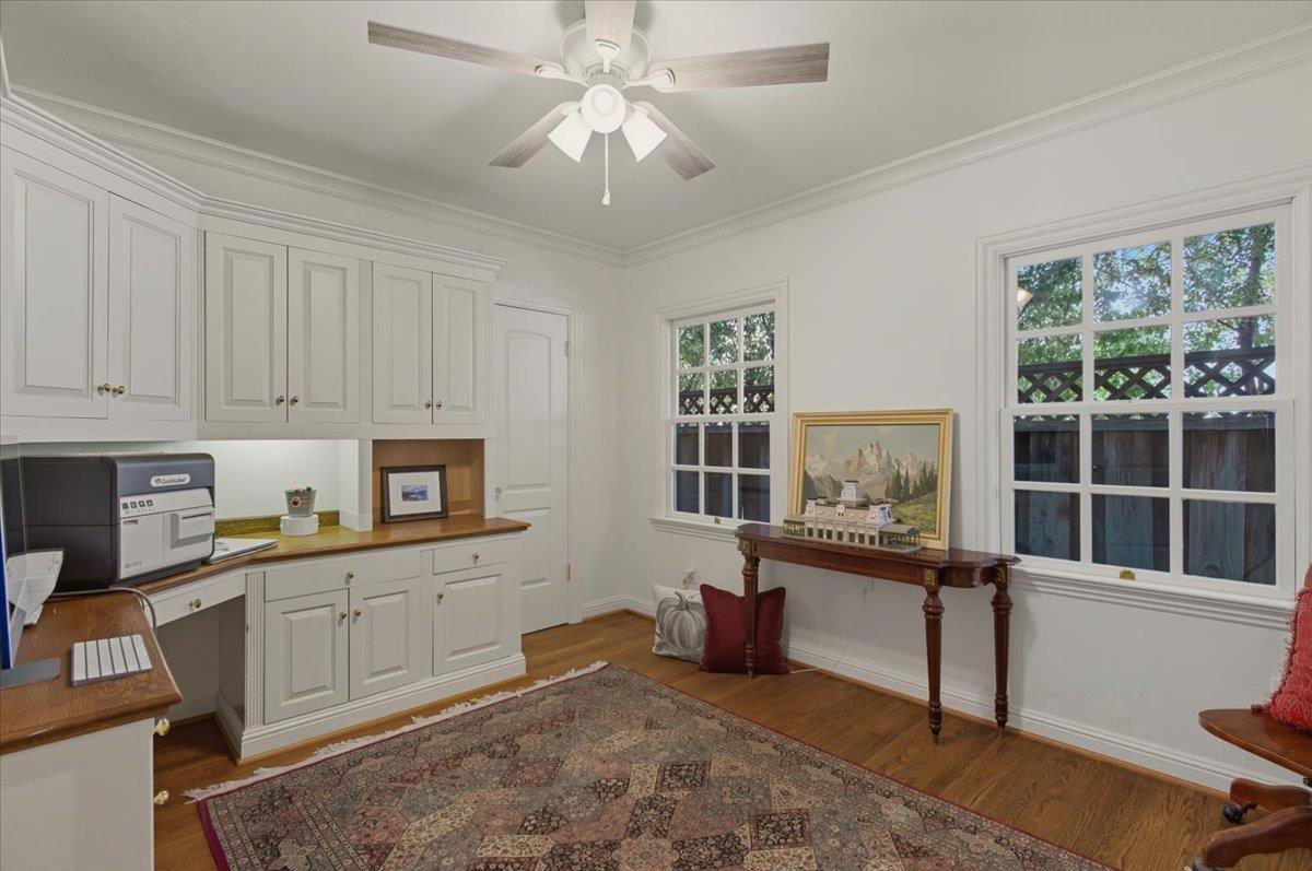 Detail Gallery Image 16 of 48 For 883 Riverside Dr, San Jose,  CA 95125 - 5 Beds | 3 Baths