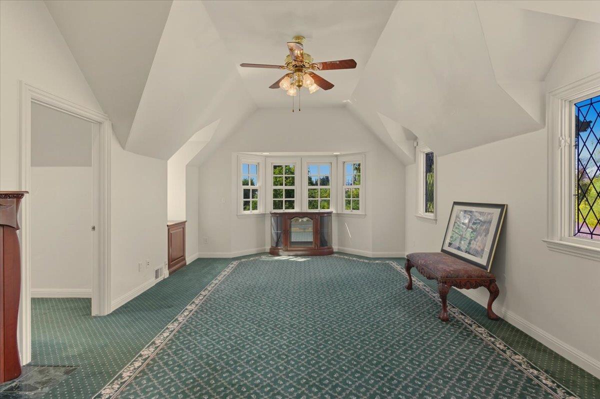 Detail Gallery Image 21 of 48 For 883 Riverside Dr, San Jose,  CA 95125 - 5 Beds | 3 Baths