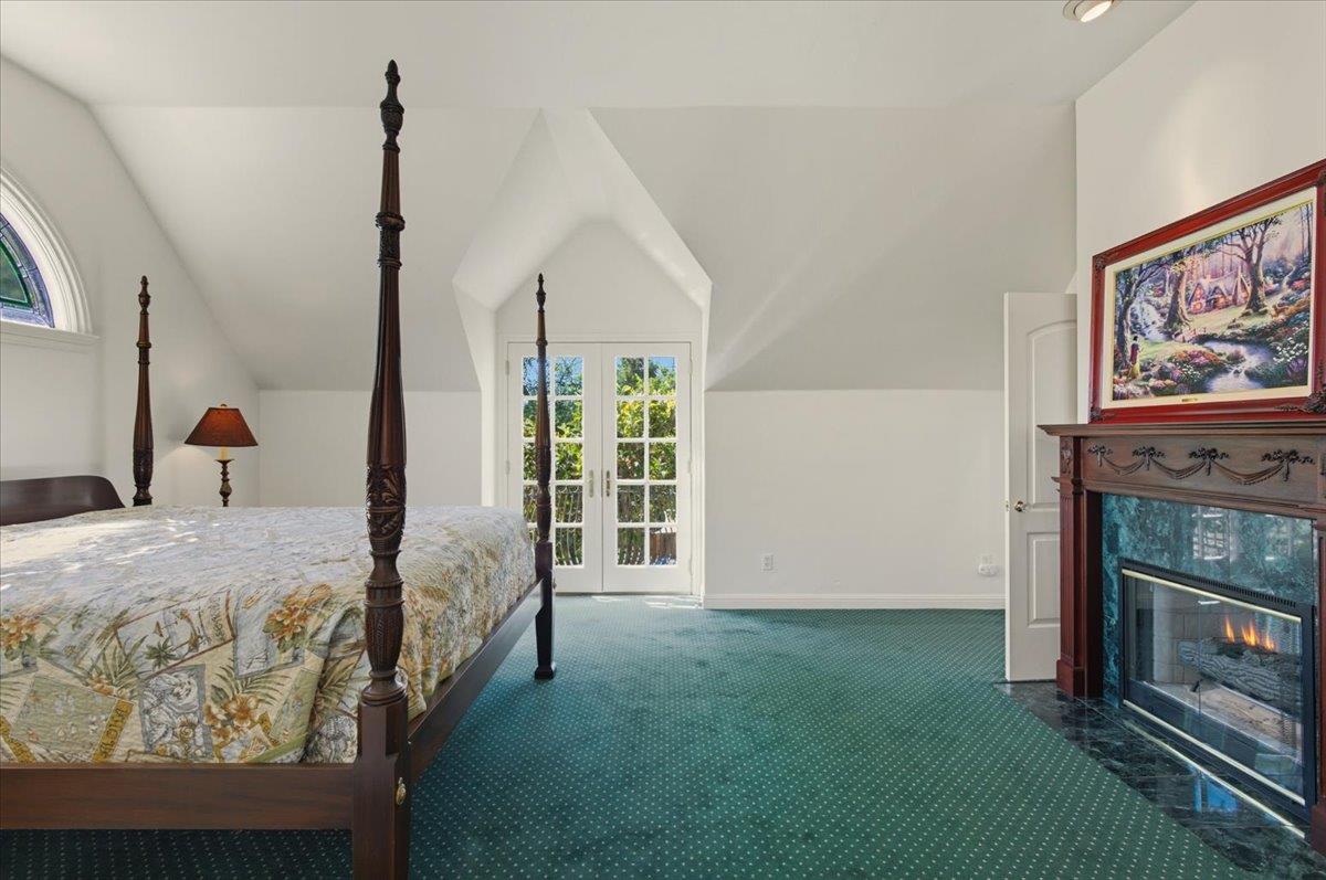 Detail Gallery Image 25 of 48 For 883 Riverside Dr, San Jose,  CA 95125 - 5 Beds | 3 Baths