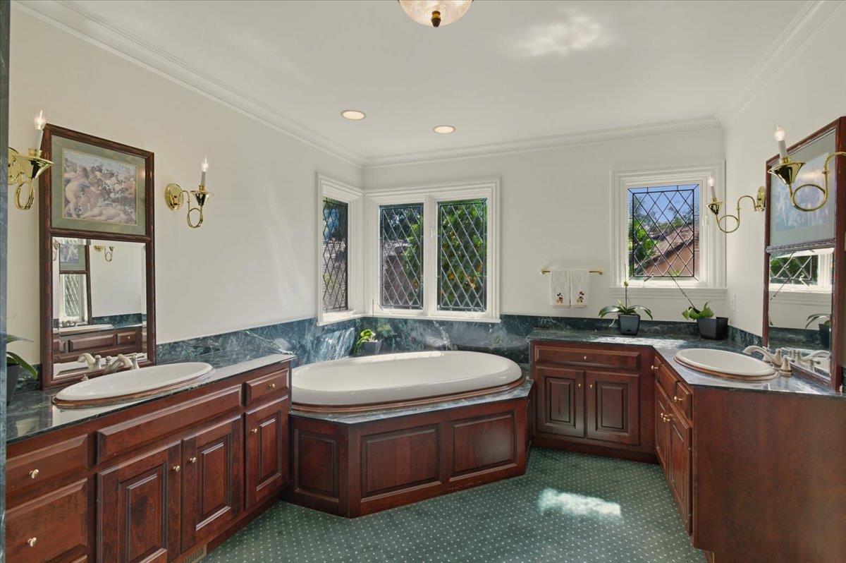 Detail Gallery Image 29 of 48 For 883 Riverside Dr, San Jose,  CA 95125 - 5 Beds | 3 Baths
