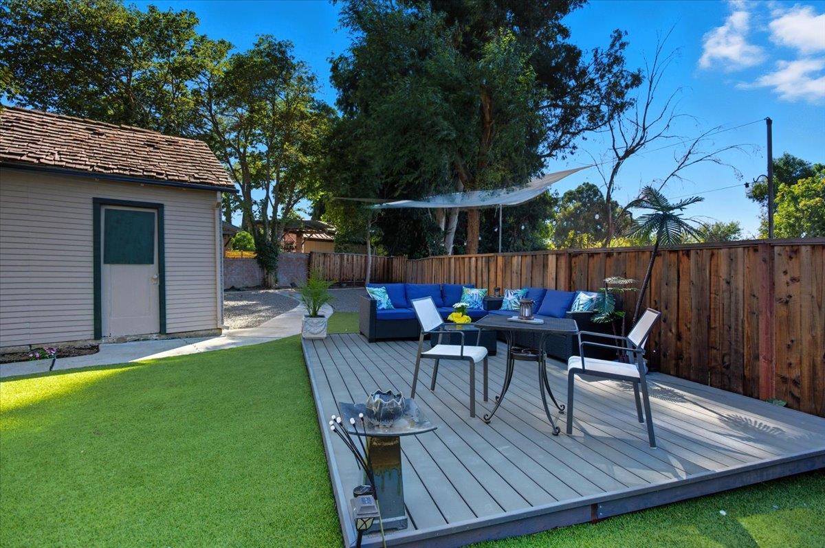 Detail Gallery Image 40 of 48 For 883 Riverside Dr, San Jose,  CA 95125 - 5 Beds | 3 Baths