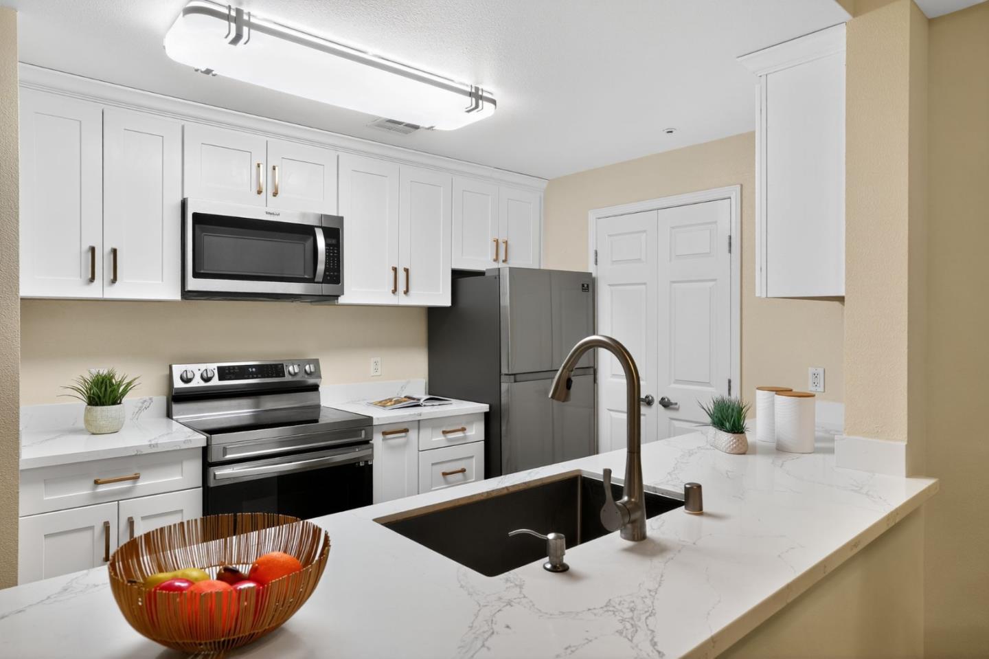 Detail Gallery Image 10 of 26 For 1550 Technology Dr #2112,  San Jose,  CA 95110 - 2 Beds | 2 Baths