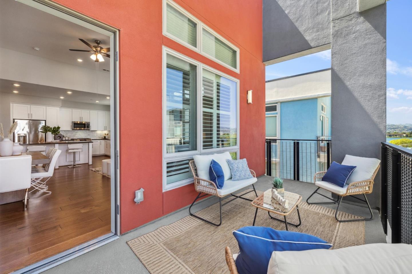 Detail Gallery Image 14 of 36 For 1028 Foster Square Ln #404,  Foster City,  CA 94404 - 3 Beds | 2 Baths