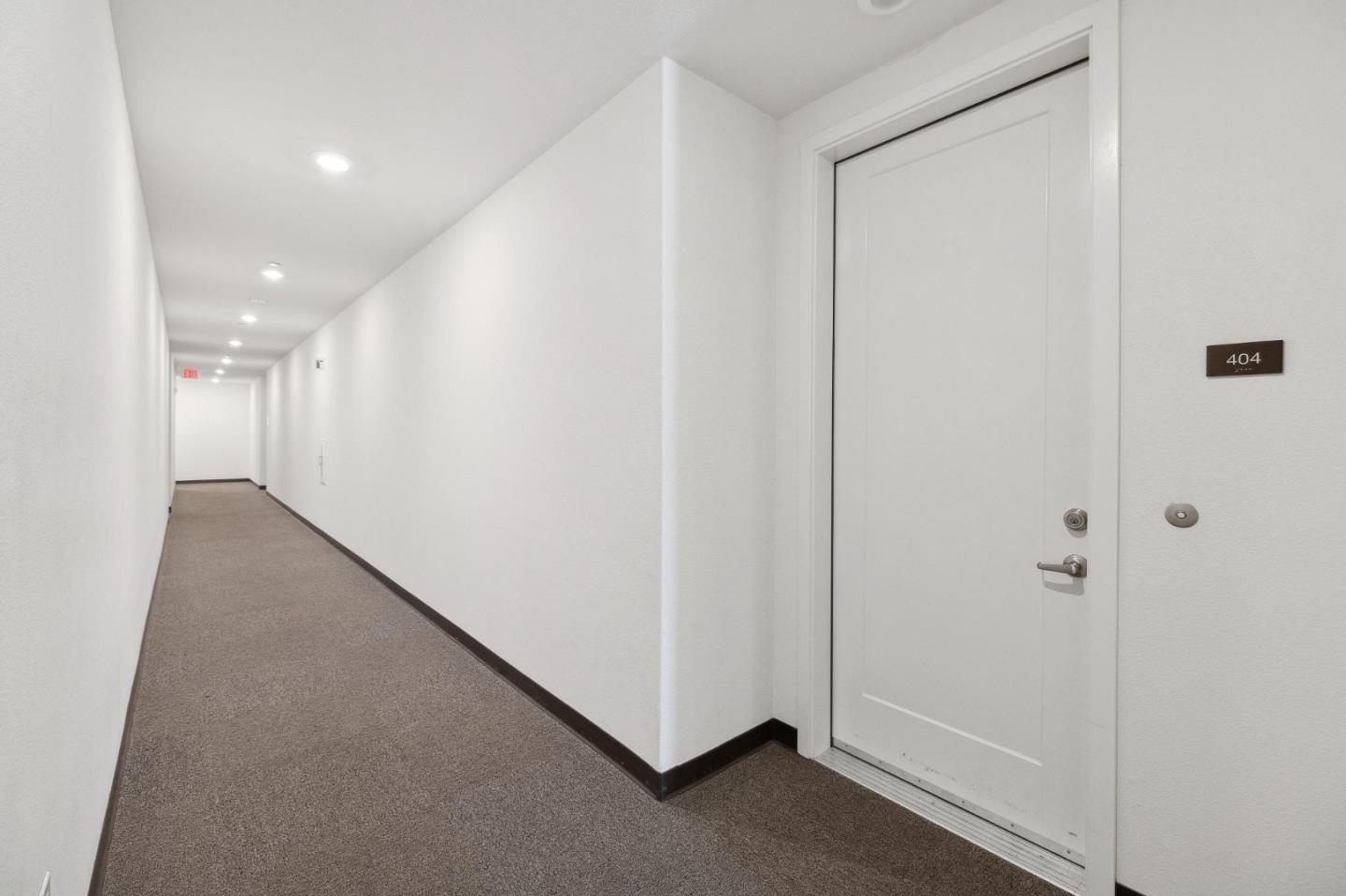 Detail Gallery Image 4 of 36 For 1028 Foster Square Ln #404,  Foster City,  CA 94404 - 3 Beds | 2 Baths