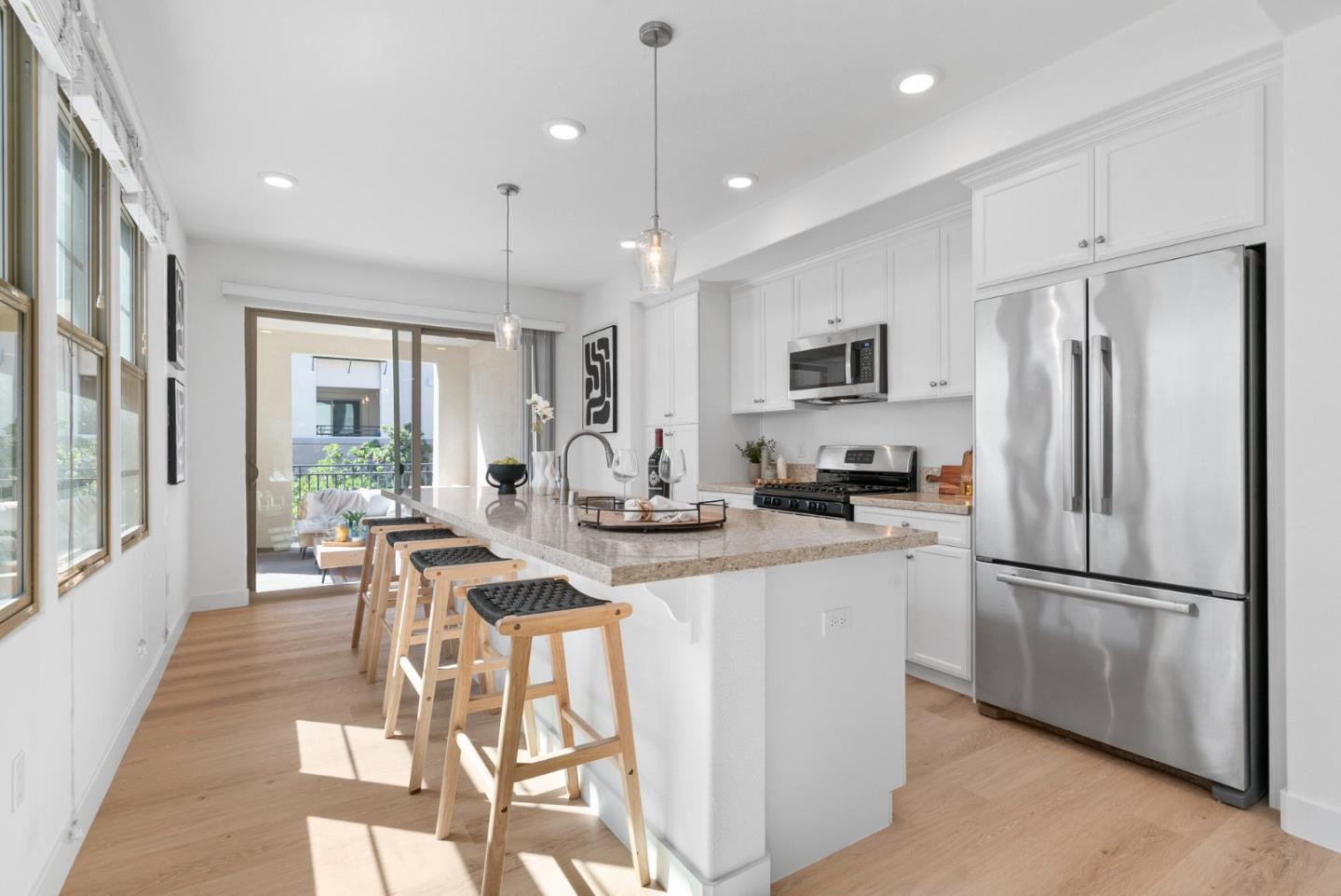 Detail Gallery Image 14 of 45 For 1087 Bigleaf Pl #108,  San Jose,  CA 95131 - 2 Beds | 2/1 Baths