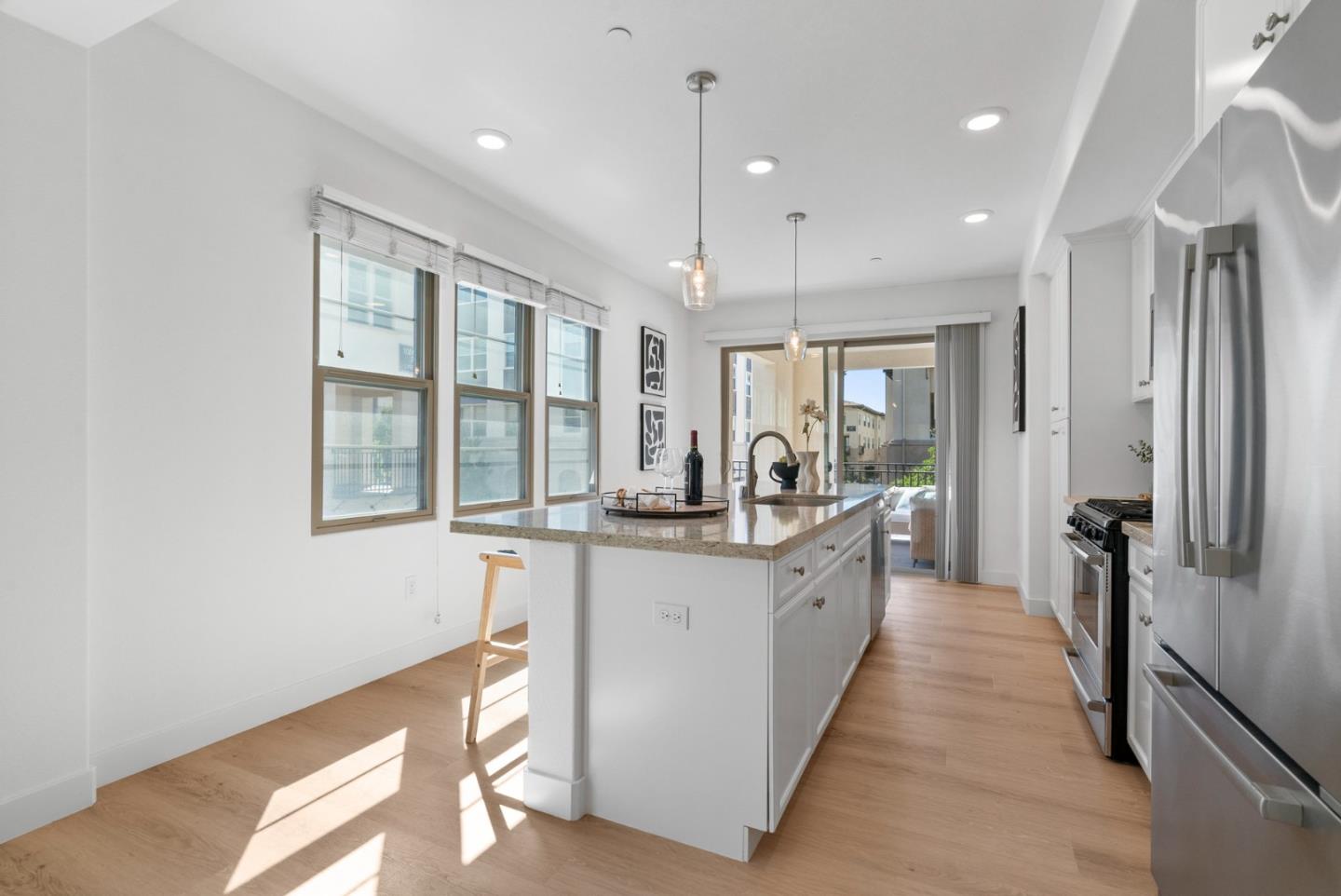 Detail Gallery Image 15 of 45 For 1087 Bigleaf Pl #108,  San Jose,  CA 95131 - 2 Beds | 2/1 Baths