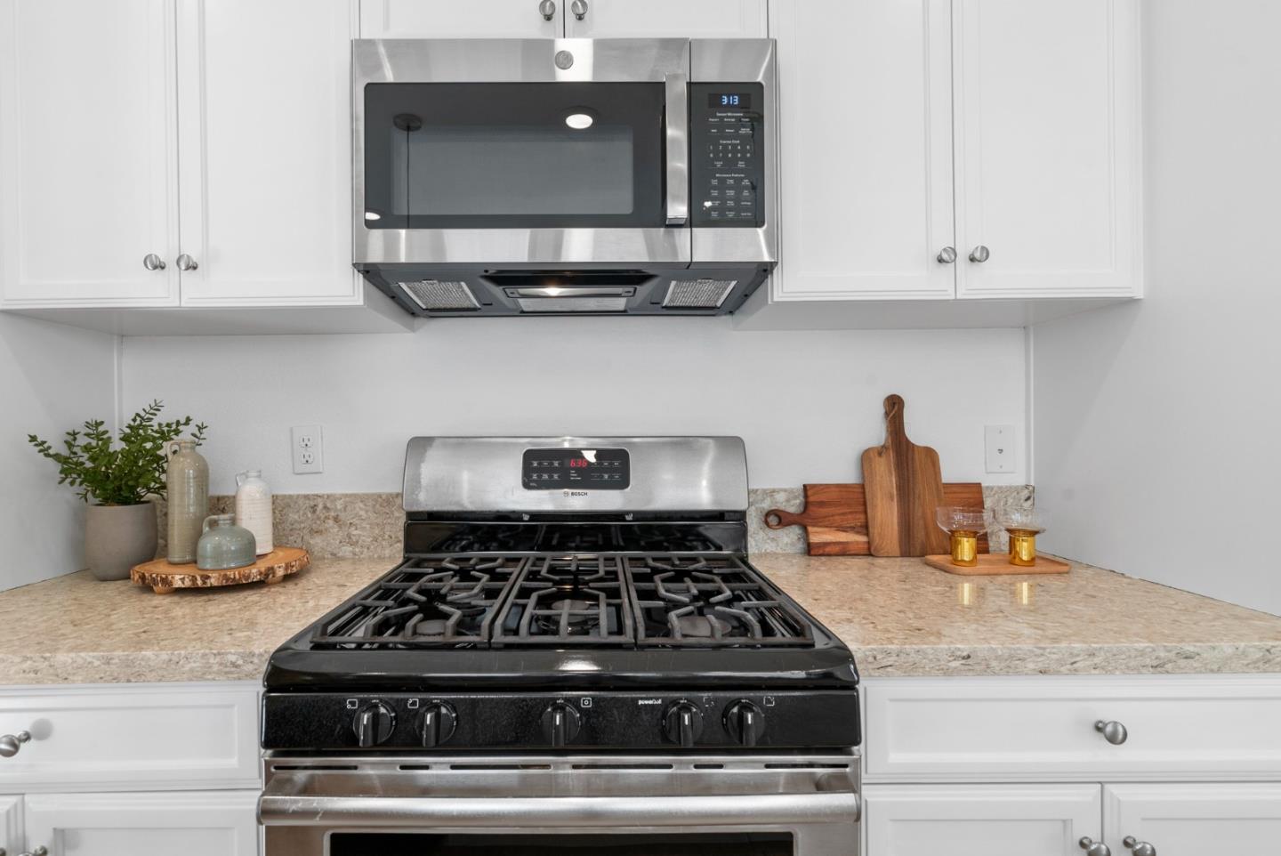 Detail Gallery Image 22 of 45 For 1087 Bigleaf Pl #108,  San Jose,  CA 95131 - 2 Beds | 2/1 Baths
