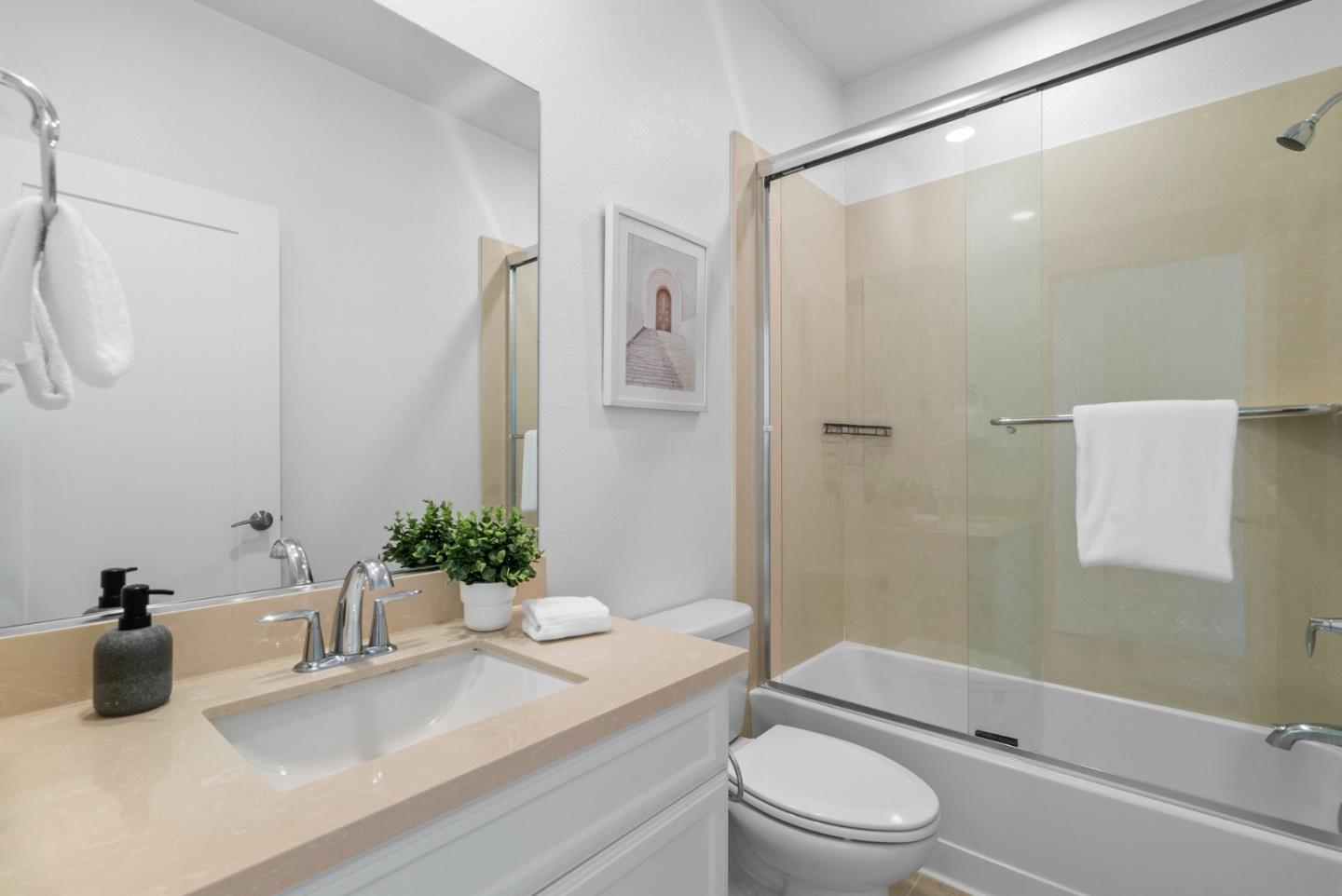 Detail Gallery Image 29 of 45 For 1087 Bigleaf Pl #108,  San Jose,  CA 95131 - 2 Beds | 2/1 Baths