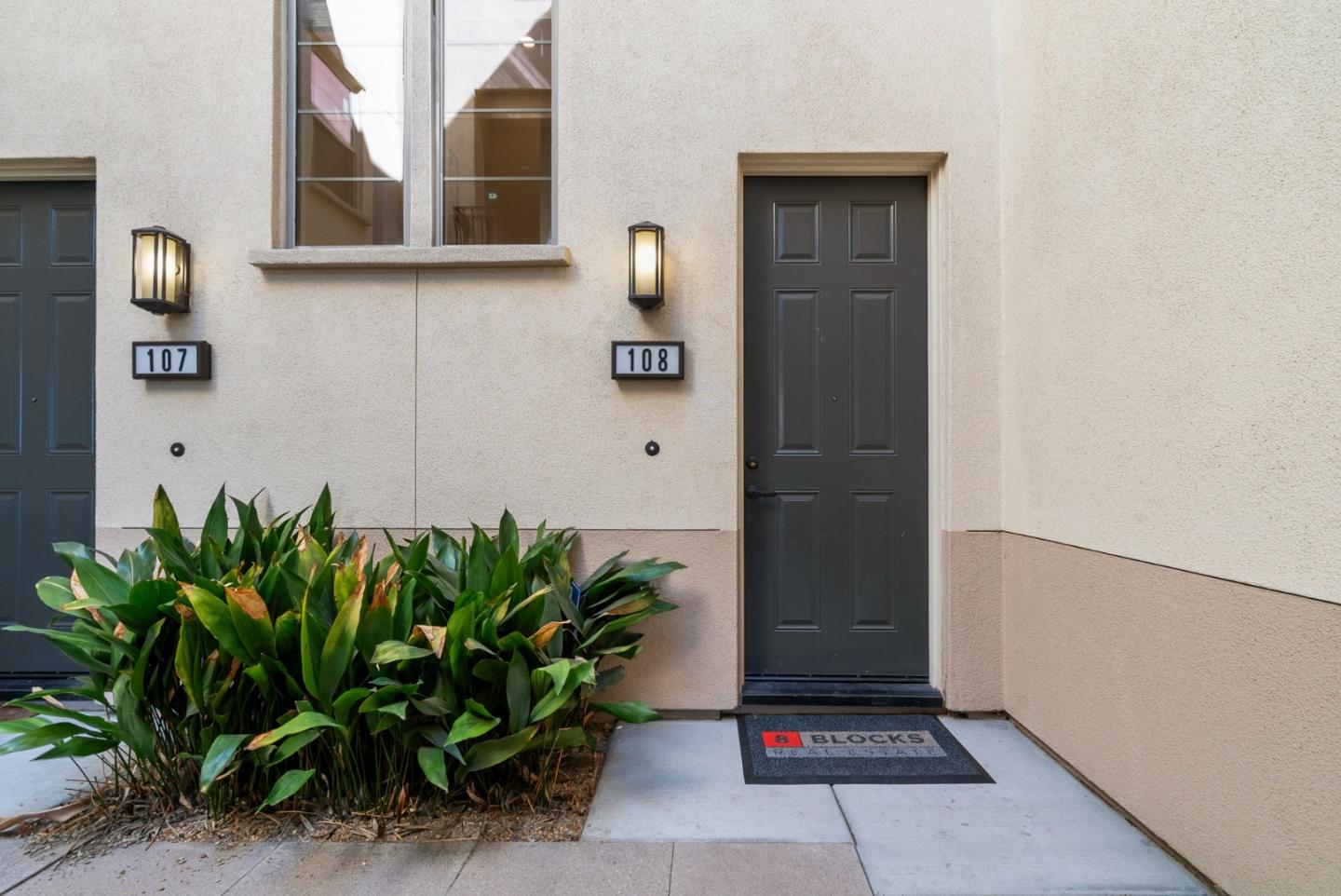 Detail Gallery Image 3 of 45 For 1087 Bigleaf Pl #108,  San Jose,  CA 95131 - 2 Beds | 2/1 Baths