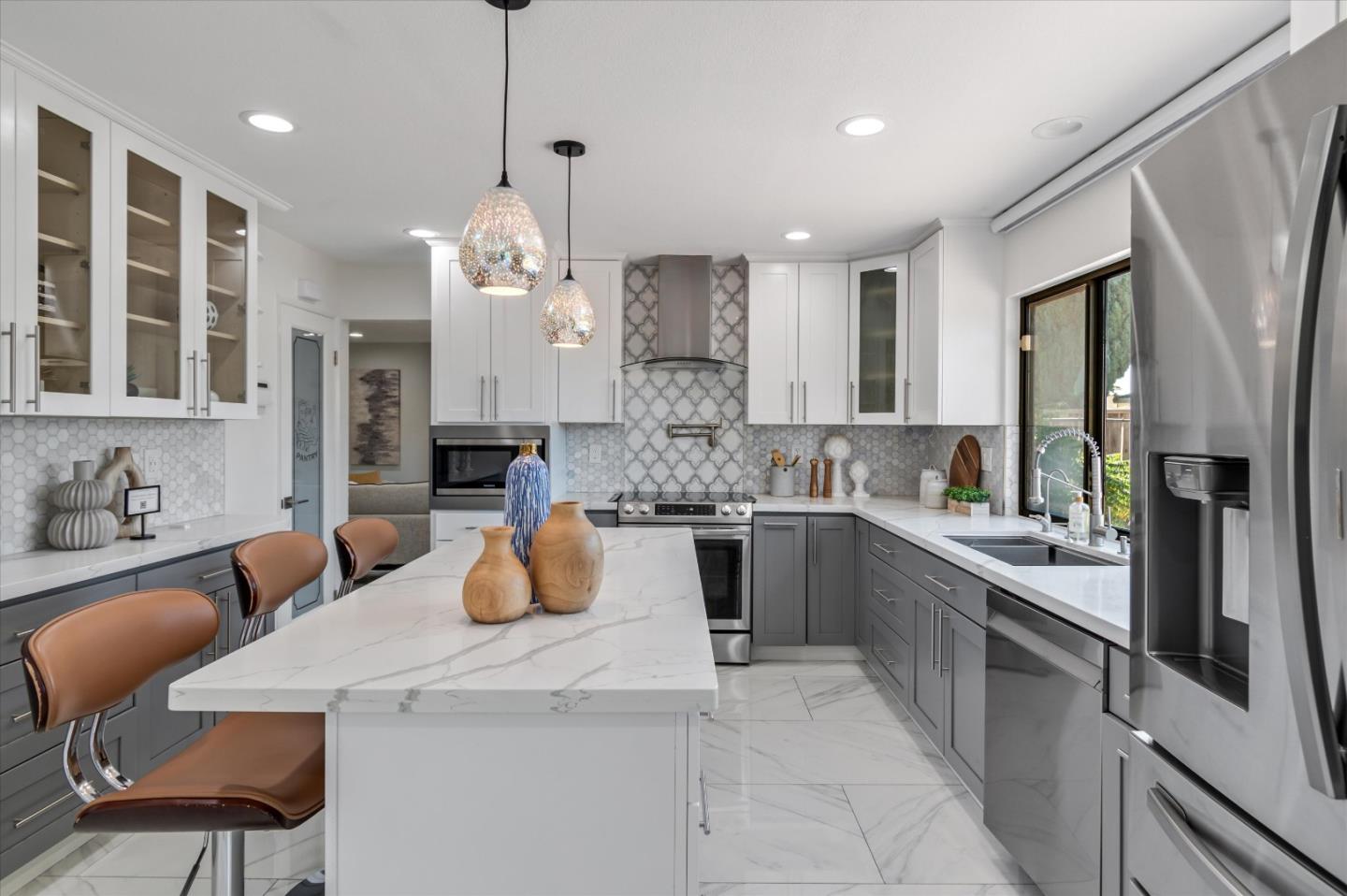Detail Gallery Image 10 of 40 For 1269 Knollview Dr, Milpitas,  CA 95035 - 4 Beds | 2/1 Baths