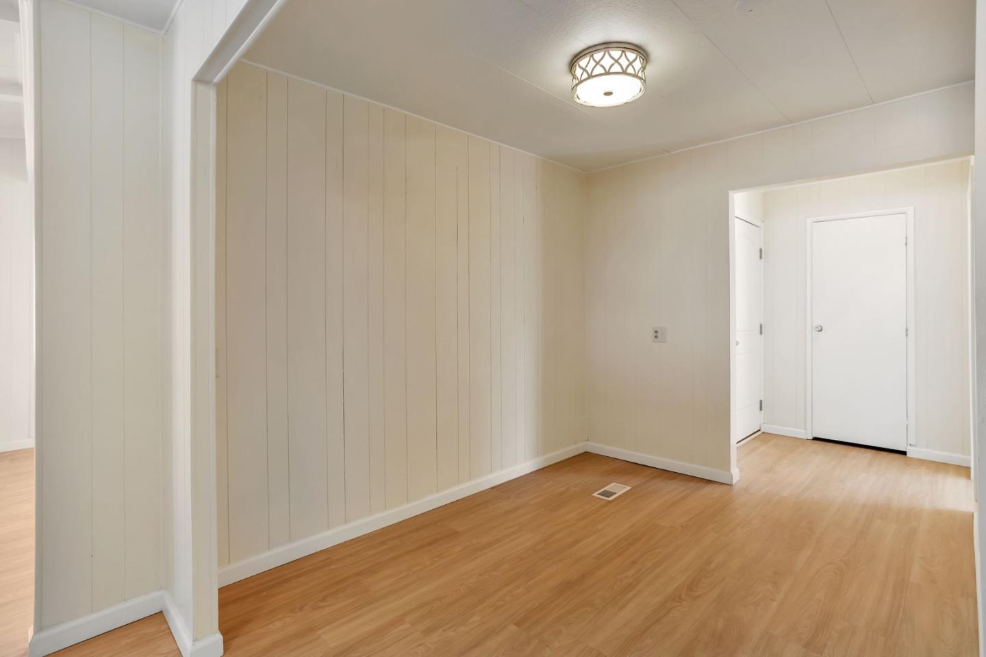 Detail Gallery Image 15 of 30 For 464 Mill Pond Dr #464,  San Jose,  CA 95125 - 3 Beds | 3 Baths