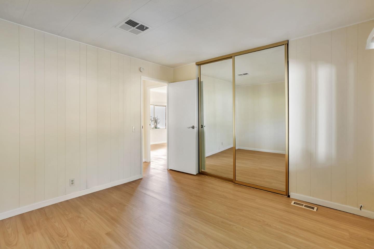 Detail Gallery Image 17 of 30 For 464 Mill Pond Dr #464,  San Jose,  CA 95125 - 3 Beds | 3 Baths