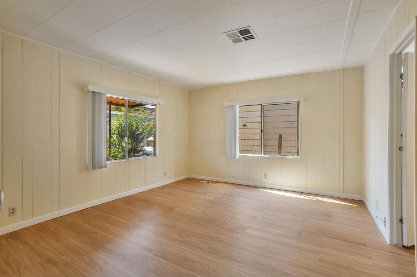 Detail Gallery Image 18 of 30 For 464 Mill Pond Dr #464,  San Jose,  CA 95125 - 3 Beds | 3 Baths