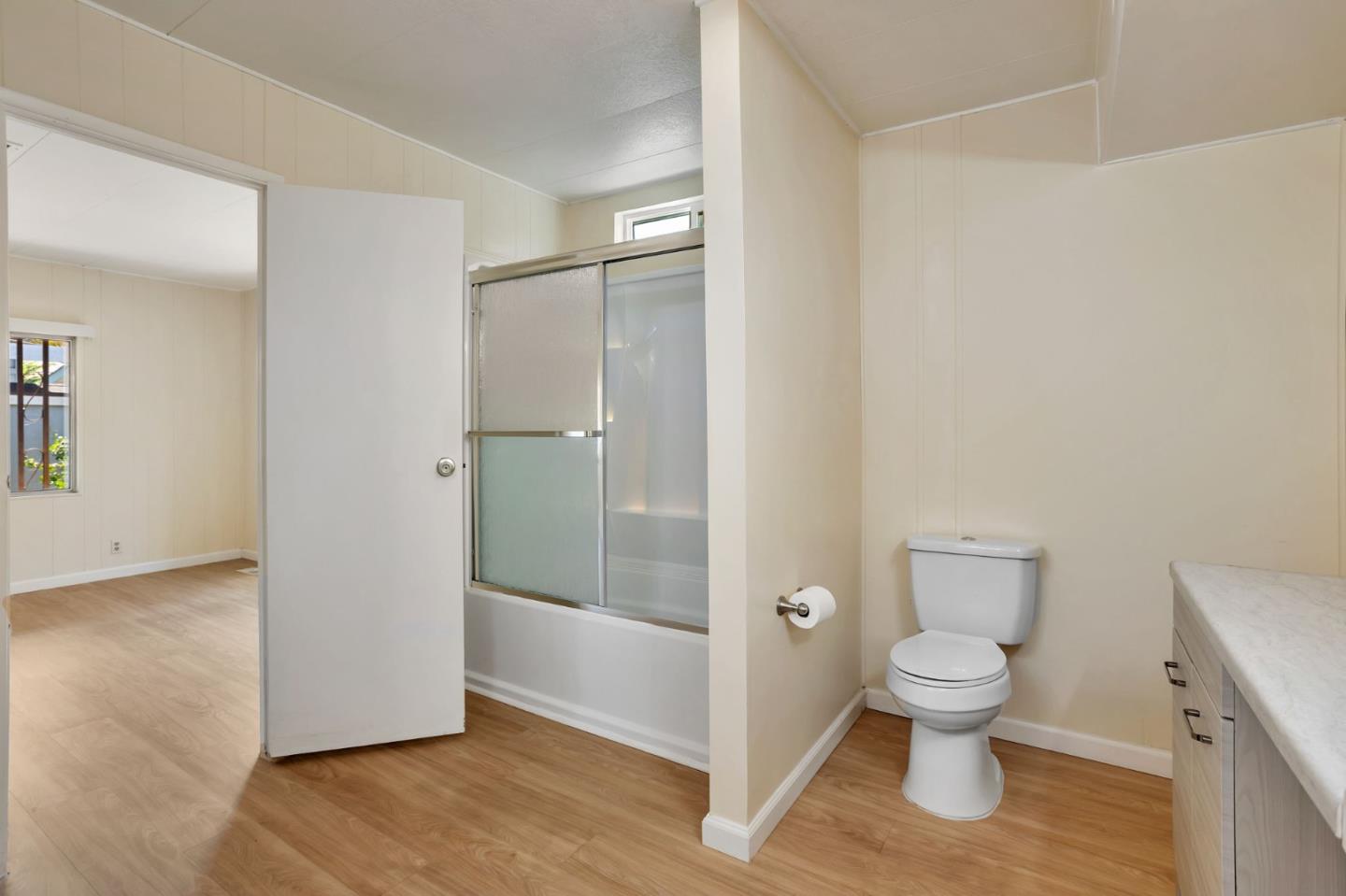Detail Gallery Image 22 of 30 For 464 Mill Pond Dr #464,  San Jose,  CA 95125 - 3 Beds | 3 Baths