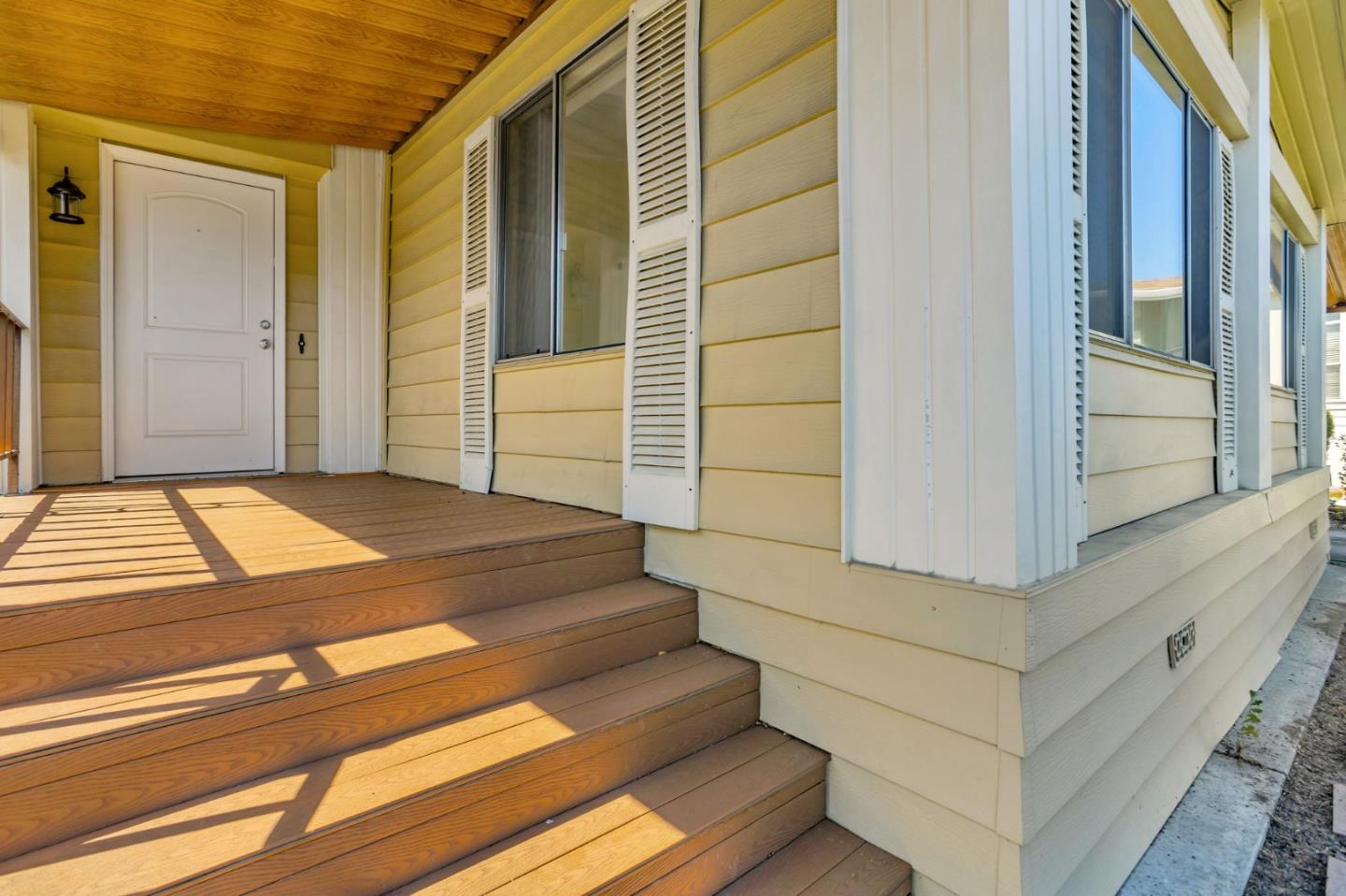 Detail Gallery Image 4 of 30 For 464 Mill Pond Dr #464,  San Jose,  CA 95125 - 3 Beds | 3 Baths