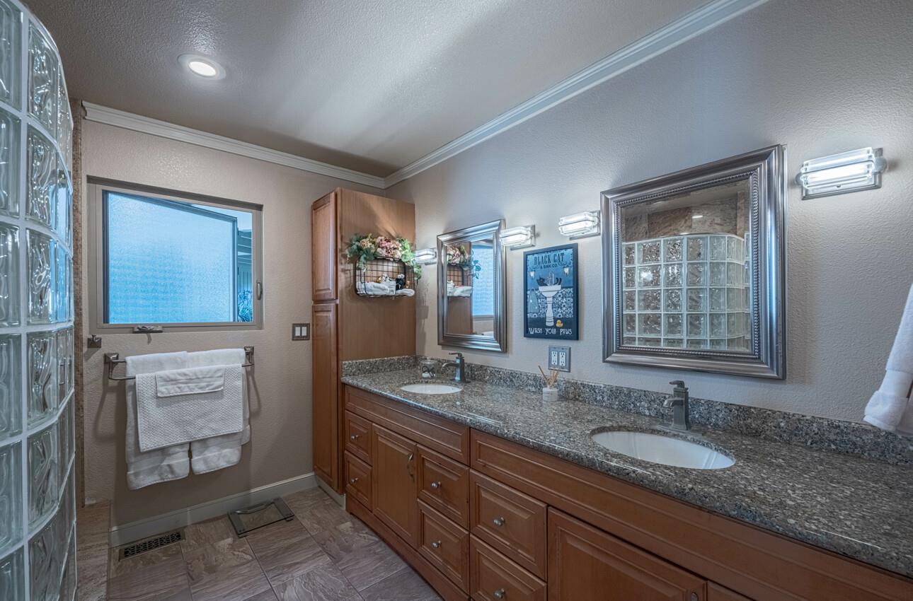 Detail Gallery Image 22 of 53 For 30 Pacific View Ter, Watsonville,  CA 95076 - 4 Beds | 2 Baths