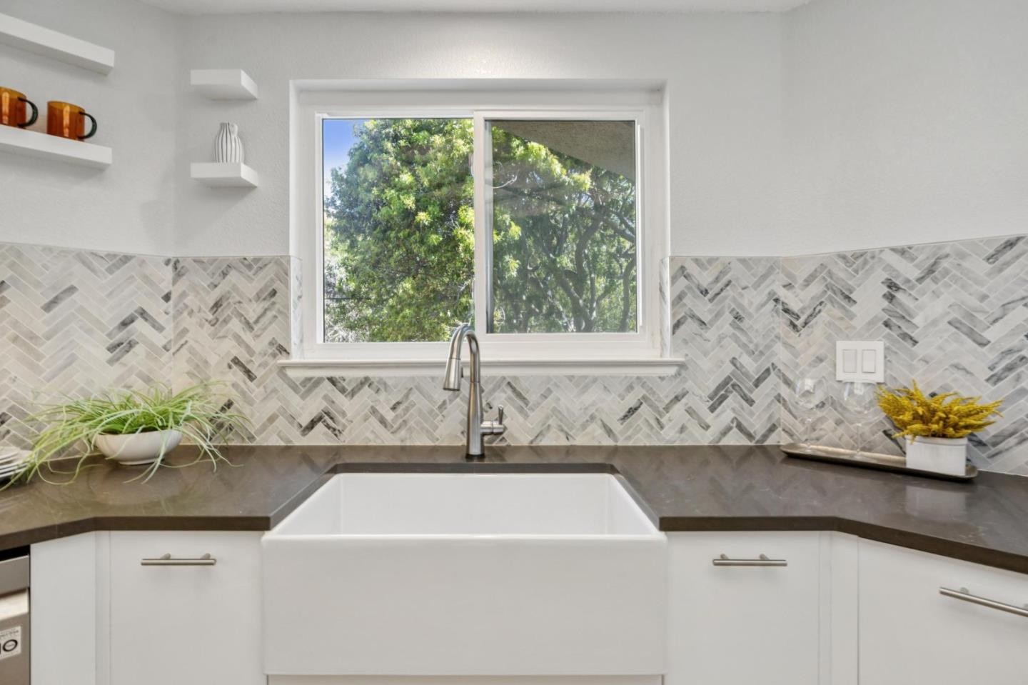 Detail Gallery Image 30 of 73 For 202 Commons Ln, Foster City,  CA 94404 - 2 Beds | 2/1 Baths