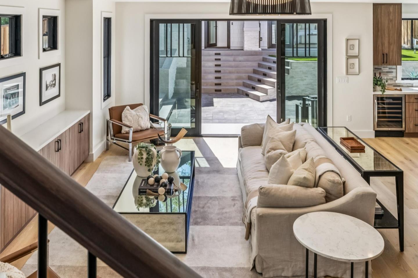 Detail Gallery Image 32 of 101 For 1425 Castillo Ave, Burlingame,  CA 94010 - 4 Beds | 4 Baths