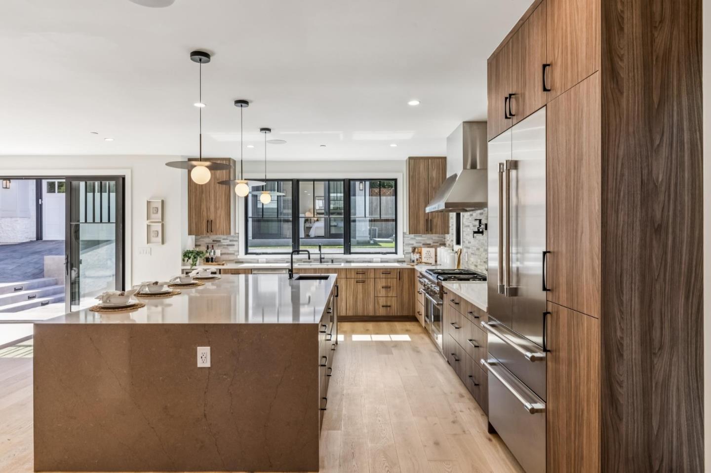 Detail Gallery Image 47 of 101 For 1425 Castillo Ave, Burlingame,  CA 94010 - 4 Beds | 4 Baths