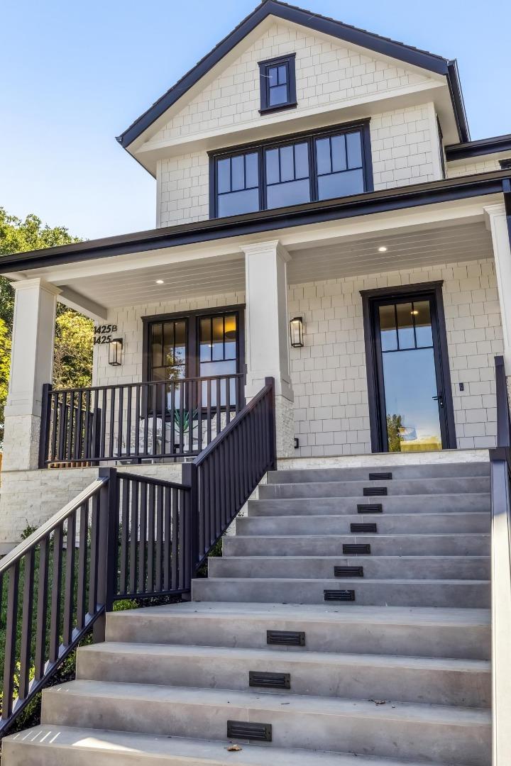 Detail Gallery Image 5 of 101 For 1425 Castillo Ave, Burlingame,  CA 94010 - 4 Beds | 4 Baths
