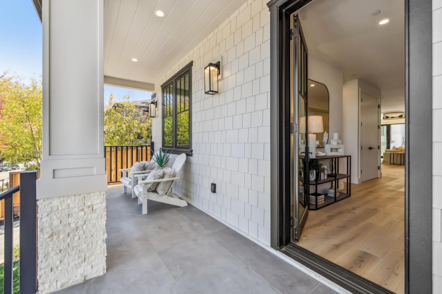Detail Gallery Image 6 of 101 For 1425 Castillo Ave, Burlingame,  CA 94010 - 4 Beds | 4 Baths