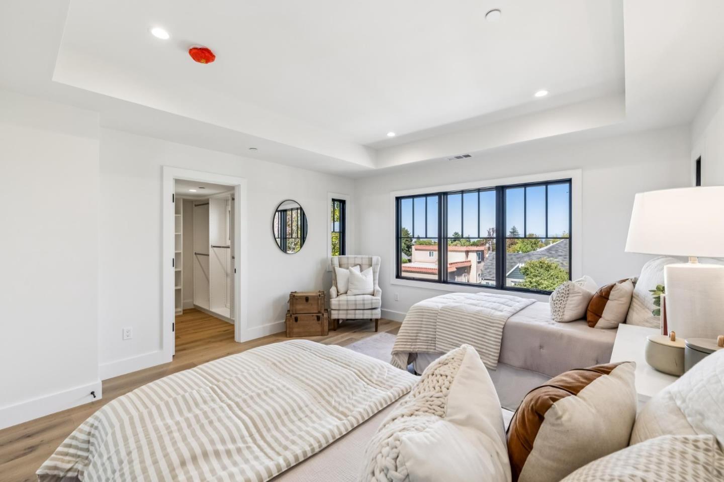Detail Gallery Image 70 of 101 For 1425 Castillo Ave, Burlingame,  CA 94010 - 4 Beds | 4 Baths