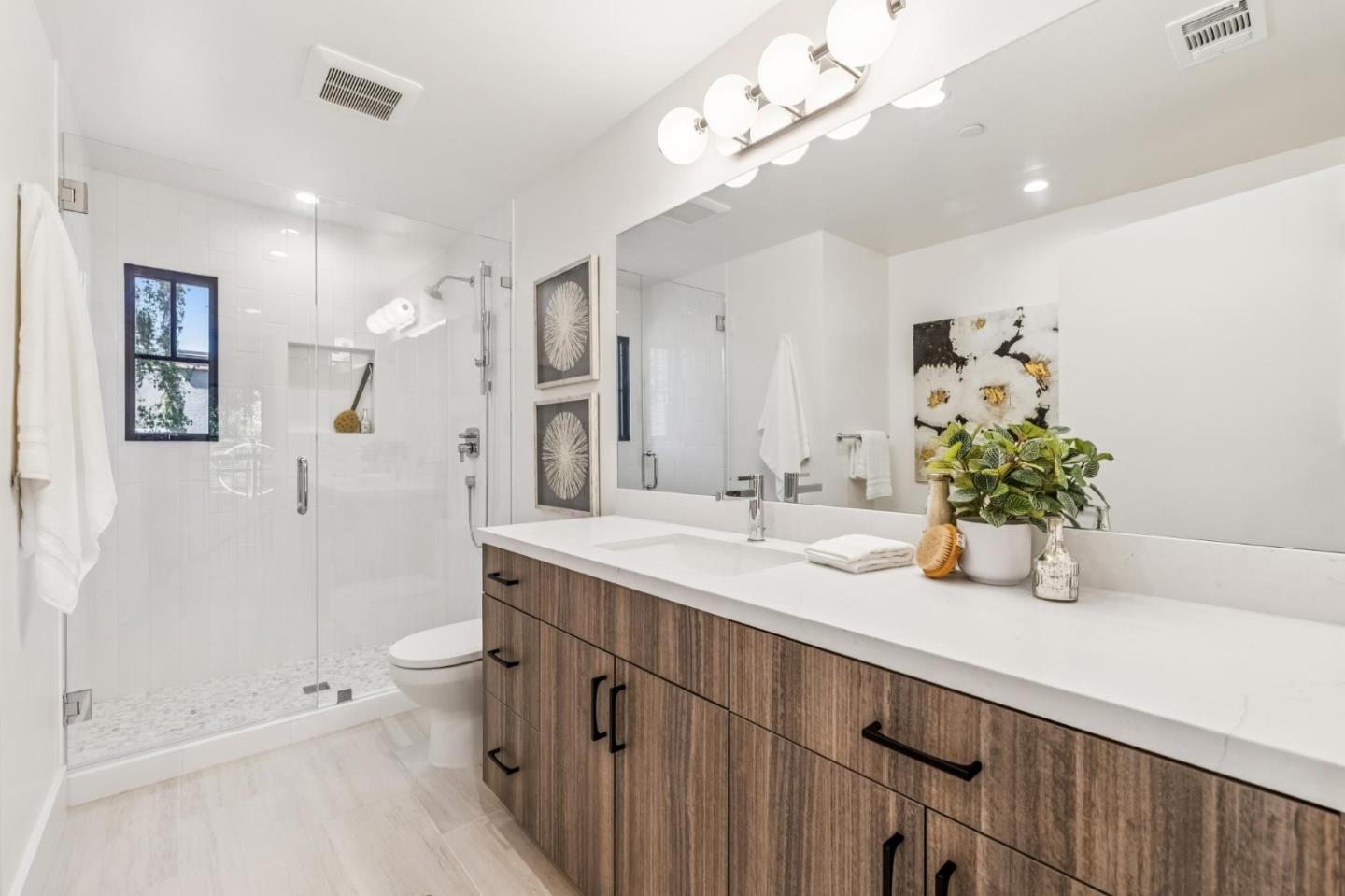 Detail Gallery Image 74 of 101 For 1425 Castillo Ave, Burlingame,  CA 94010 - 4 Beds | 4 Baths