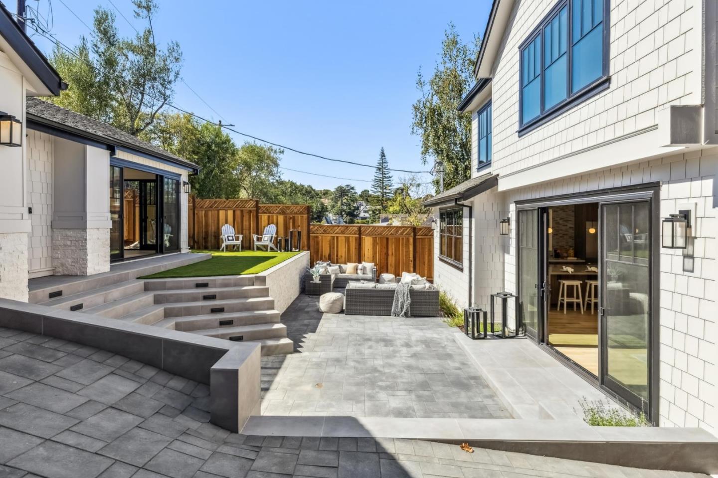 Detail Gallery Image 86 of 101 For 1425 Castillo Ave, Burlingame,  CA 94010 - 4 Beds | 4 Baths