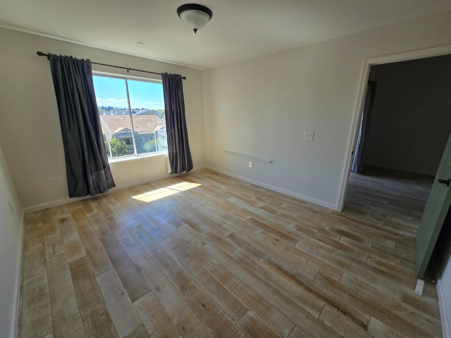 Detail Gallery Image 6 of 15 For 324 Morning Star Dr, San Jose,  CA 95131 - 2 Beds | 2 Baths