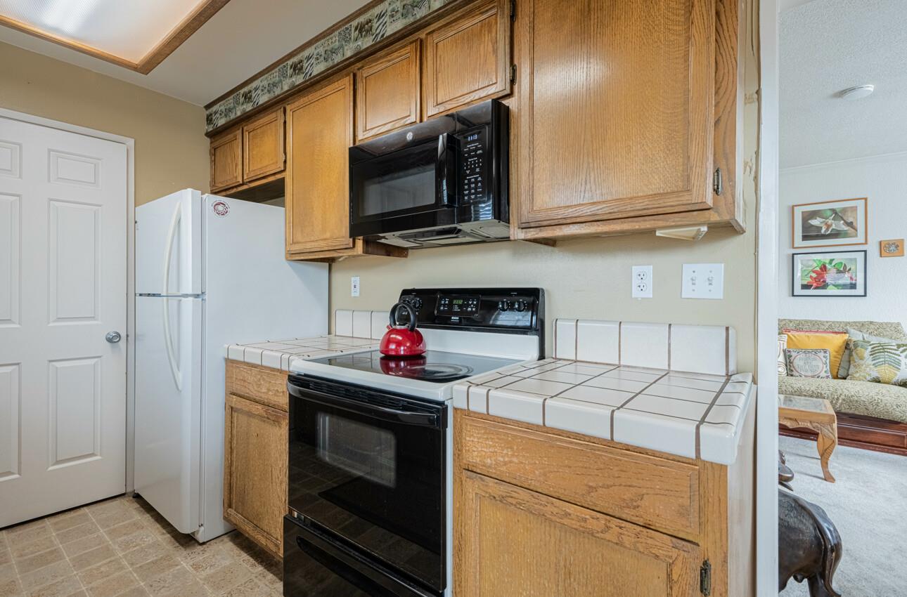Detail Gallery Image 13 of 24 For 1051 Riker St #7,  Salinas,  CA 93901 - 2 Beds | 1 Baths