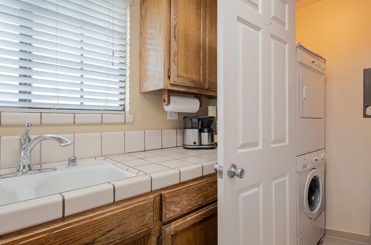 Detail Gallery Image 14 of 24 For 1051 Riker St #7,  Salinas,  CA 93901 - 2 Beds | 1 Baths