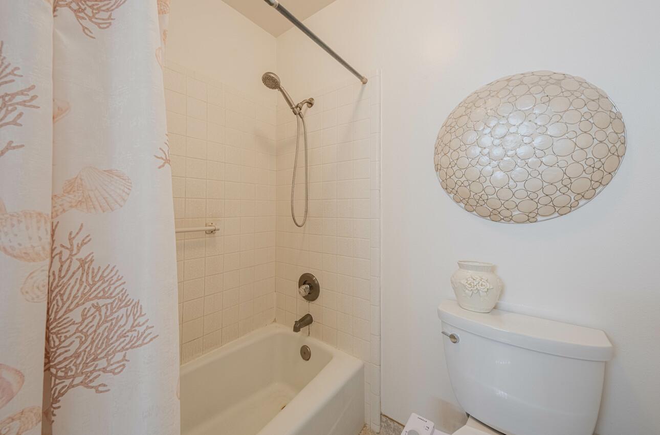 Detail Gallery Image 21 of 24 For 1051 Riker St #7,  Salinas,  CA 93901 - 2 Beds | 1 Baths