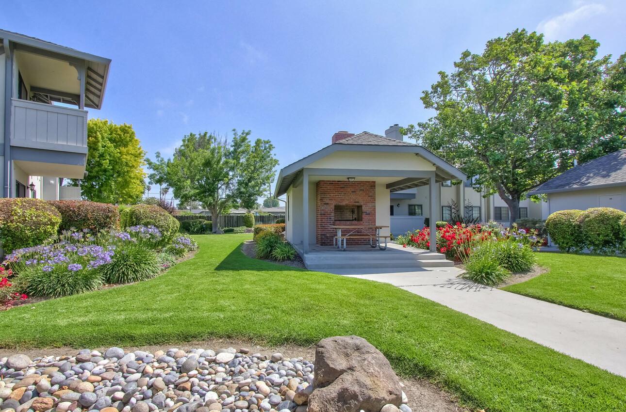 Detail Gallery Image 24 of 24 For 1051 Riker St #7,  Salinas,  CA 93901 - 2 Beds | 1 Baths