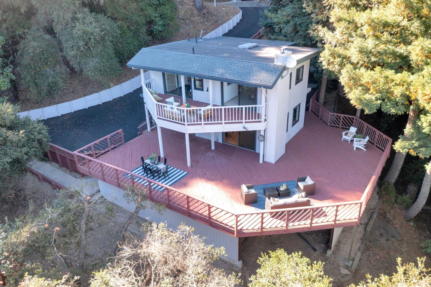 Detail Gallery Image 2 of 62 For 10348 West Dr, Felton,  CA 95018 - 2 Beds | 1/1 Baths